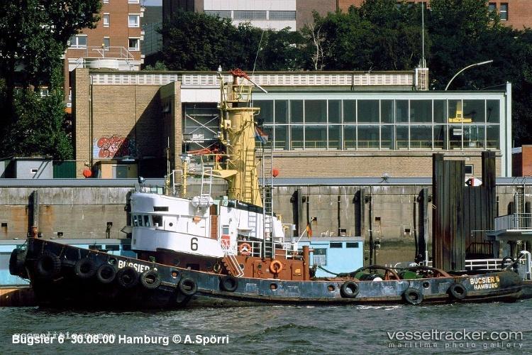 Touareg - Tug vessel registered in Saint Vincent and the Grenadines