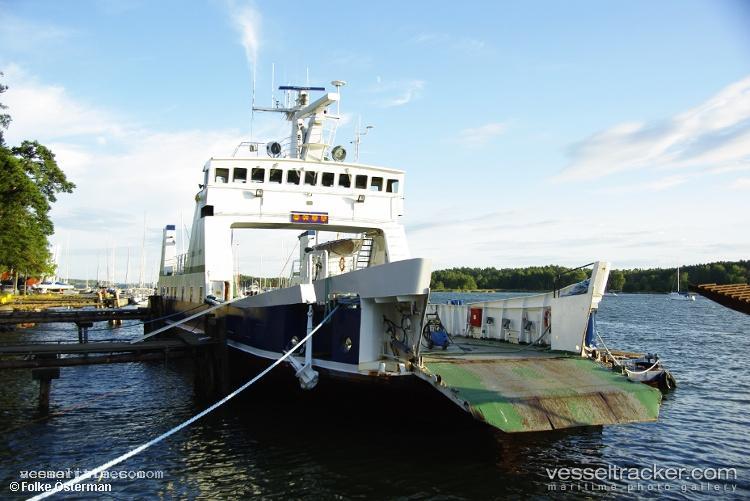 Grisslan - Passenger Ro Ro Cargo Ship vessel registered in Finland