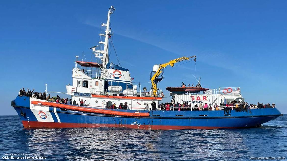 Mare-Jonio - Tug vessel registered in Italy