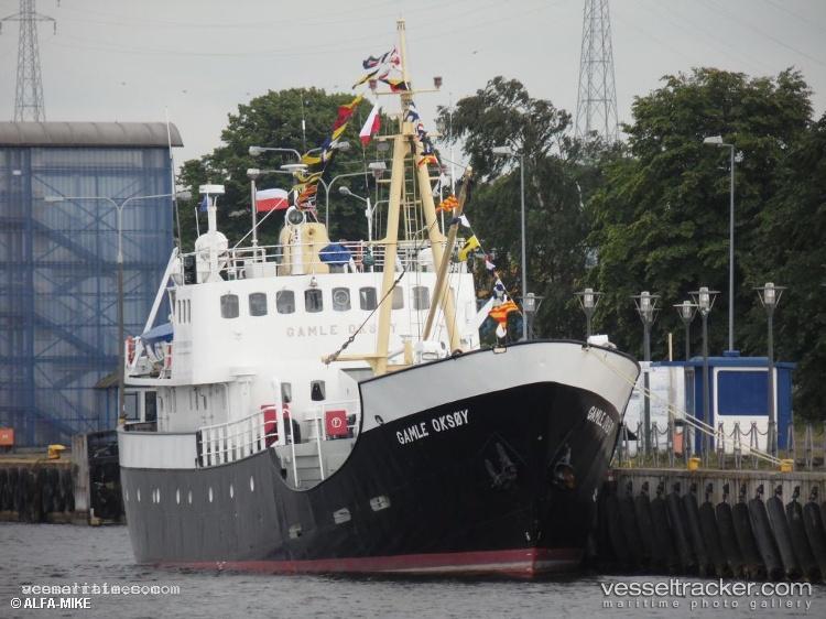 Gamle-Oksoey - Oil Products Tanker vessel registered in Norway