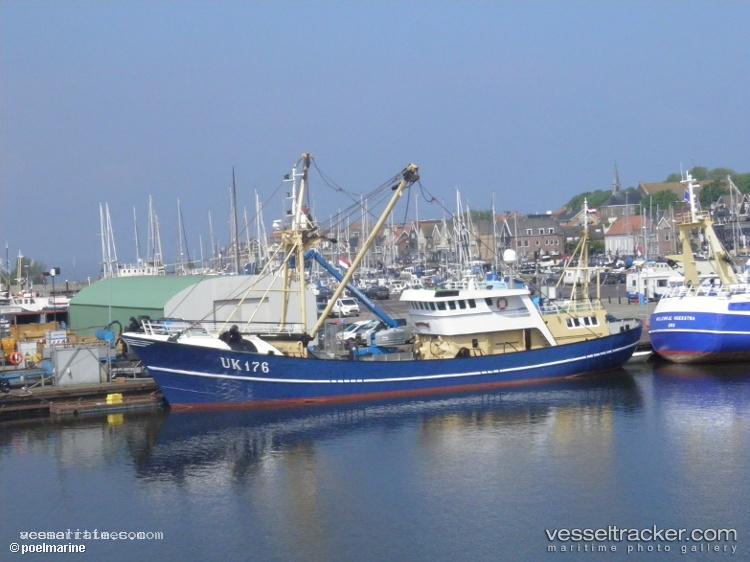 Uk176-Verwachting - Fishing Vessel vessel registered in Netherlands