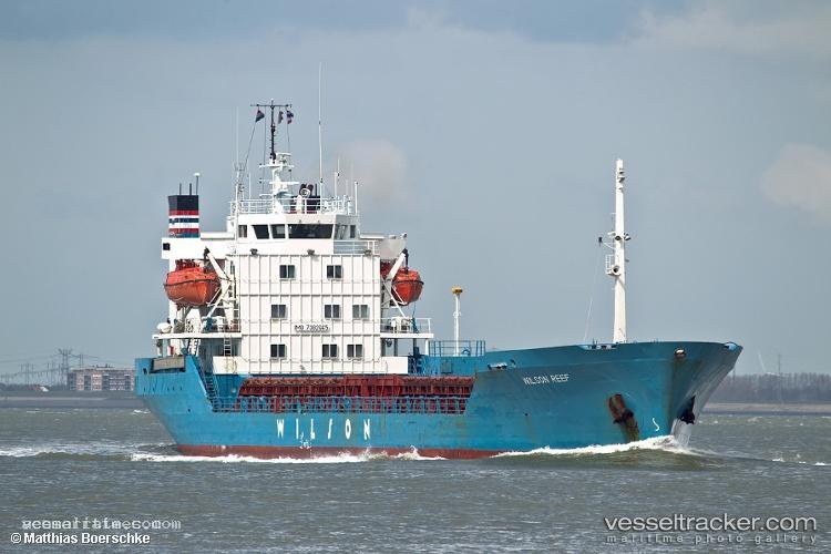 Friends-Rs-1 - Bulk Carrier vessel registered in Palau