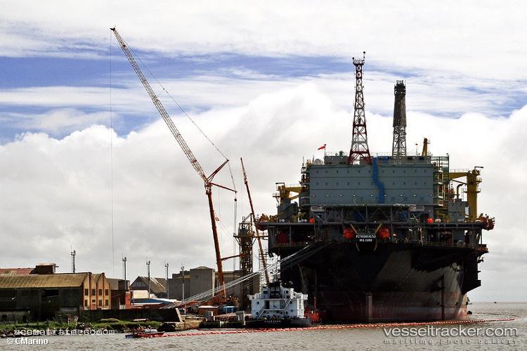 Petrobras-53 - Fpso Tanker vessel registered in Marshall Islands