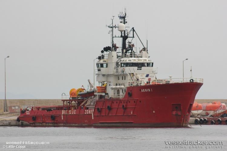 Sea-Wind - Offshore Tug Supply Ship vessel registered in Comoros