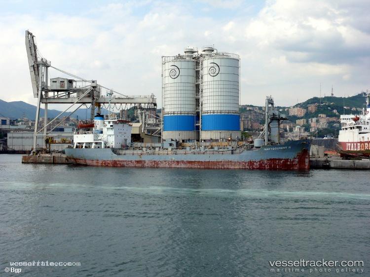 Zayyan-K - Cement Carrier vessel registered in Saint Vincent and the Grenadines
