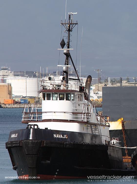 Navajo - Tug vessel registered in United States of America