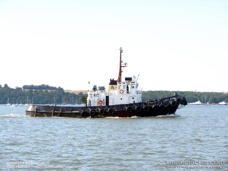 Rachel-J - Tug vessel registered in United Kingdom