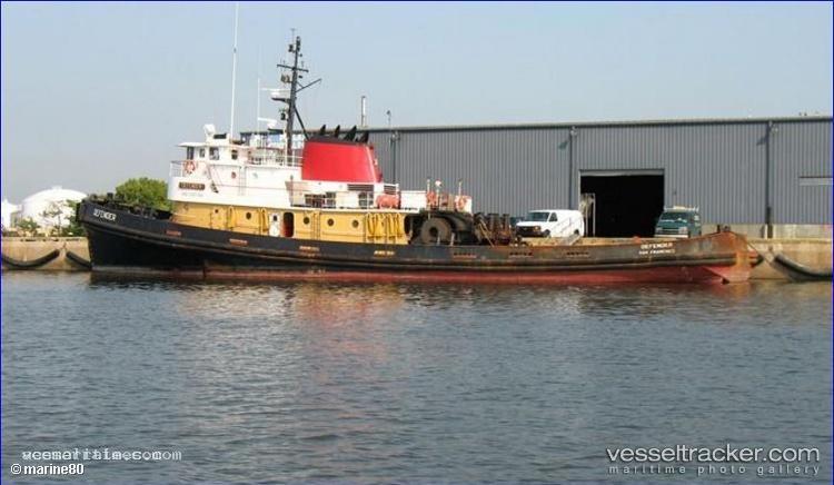 Defender - Tug vessel registered in United States of America