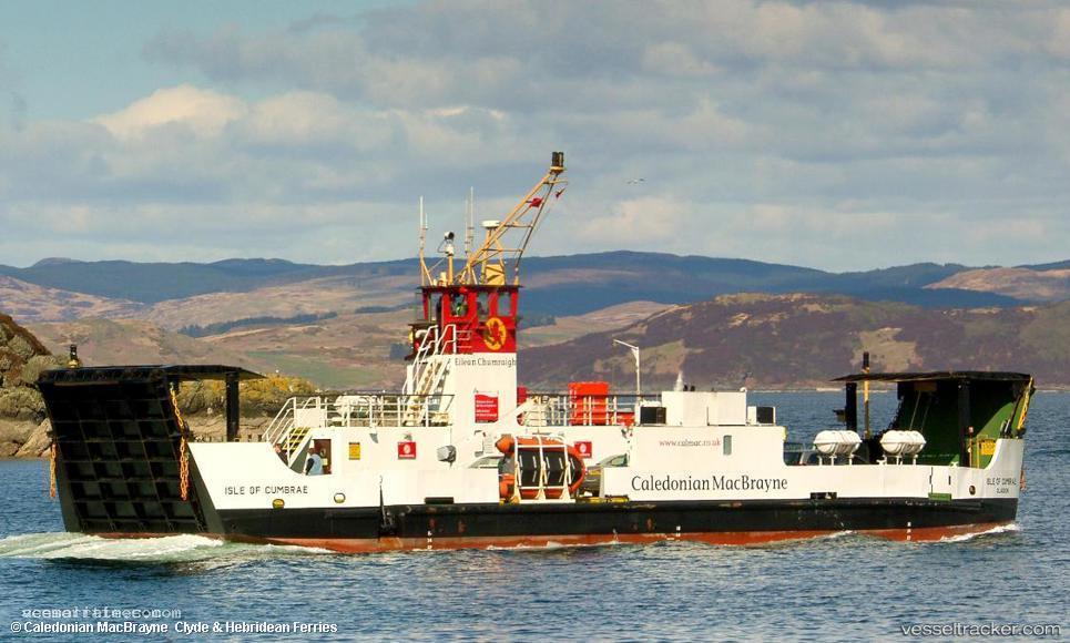 Isle-Of-Cumbrae - Passenger Ro Ro Cargo Ship vessel registered in United Kingdom