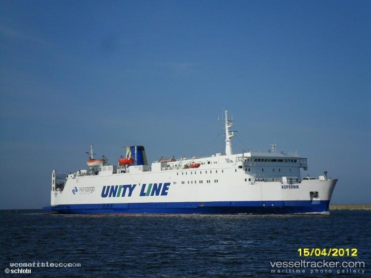 Smyrna-Di-Levante - Passenger Ro Ro Cargo Ship vessel registered in Greece