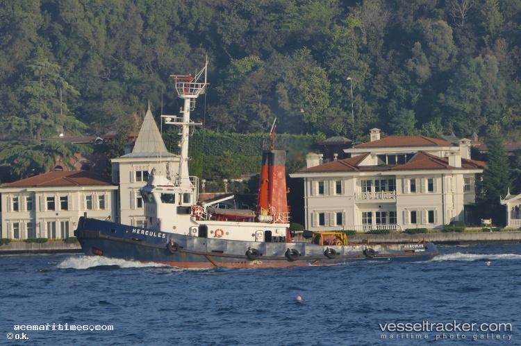 Bas-Viking - Tug vessel registered in Palau