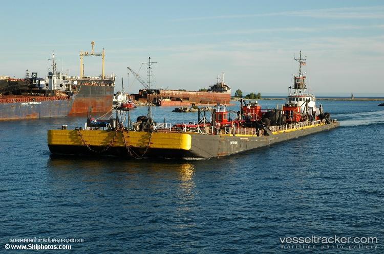 Trinity-Tradewinds - Tug vessel registered in Saint Vincent and the Grenadines