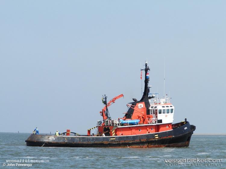 Serval - Tug vessel registered in Saint Vincent and the Grenadines