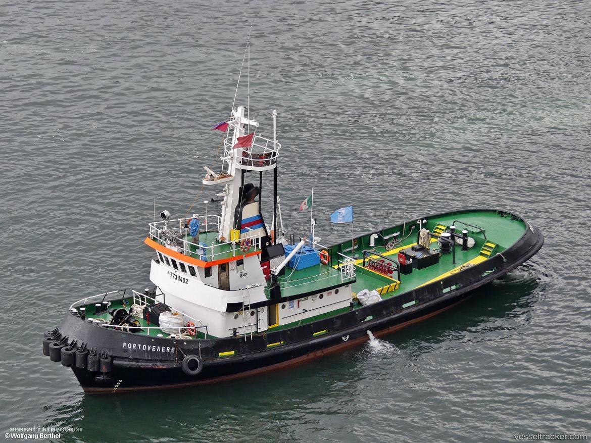 Portovenere-Primo - Tug vessel registered in Italy