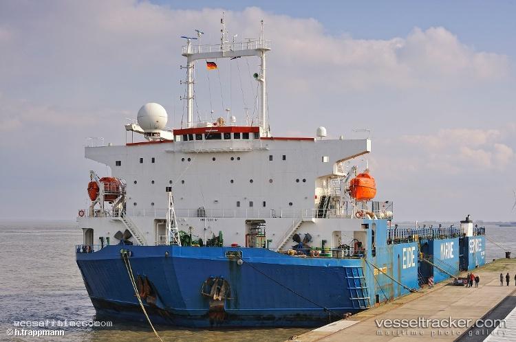 M.v-Smurf - Heavy Load Carrier vessel registered in Comoros