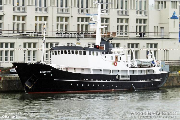 Sjoveien - Cruise Ship vessel registered in Panama
