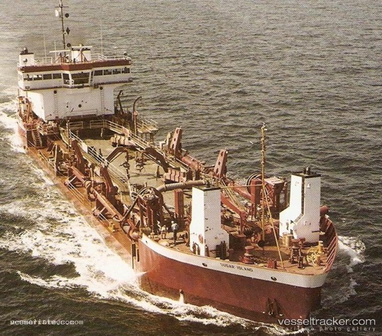 Sugar-Island - Hopper Dredger vessel registered in Bahrain