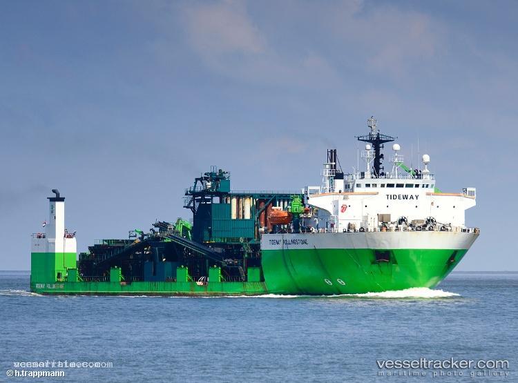 Rollingstone - Pipe Burying Vessel vessel registered in Netherlands
