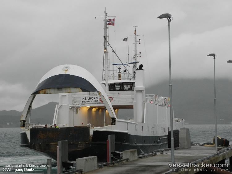 Gjemnes - Passenger Ro Ro Cargo Ship vessel registered in Norway