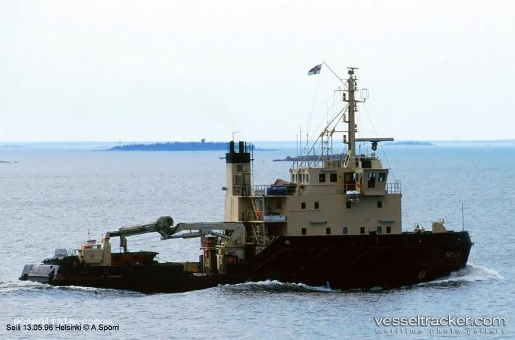 Seili - Buoy Lighthouse Vessel vessel registered in Finland