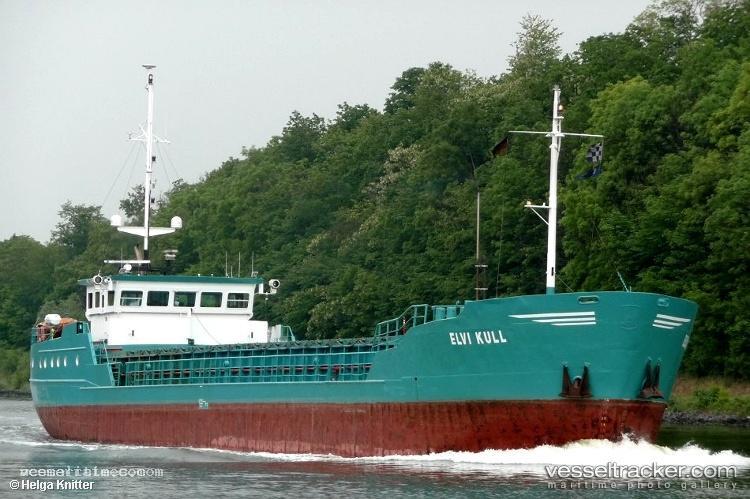 La-Naumon - General Cargo Ship vessel registered in Saint Kitts and Nevis