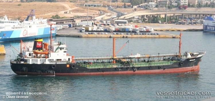 Pirihios - Oil Products Tanker vessel registered in Greece