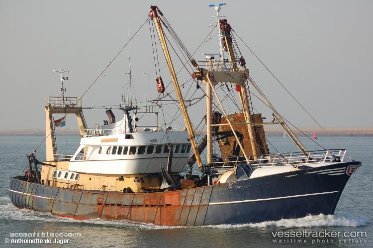 Friendship - Salvage Ship vessel registered in Panama