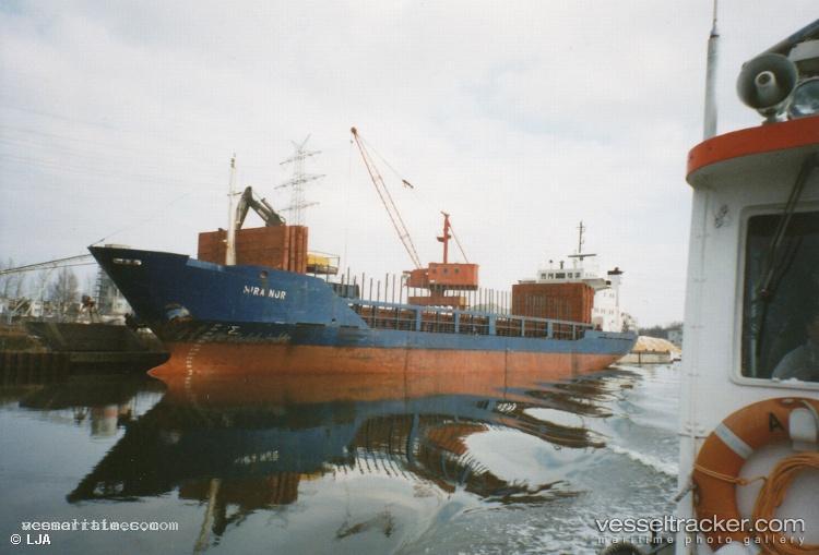 Dalia - Aggregates Carrier vessel registered in Saint Kitts and Nevis