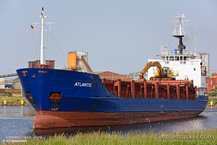 Atlantic - Aggregates Carrier vessel registered in Saint Kitts and Nevis
