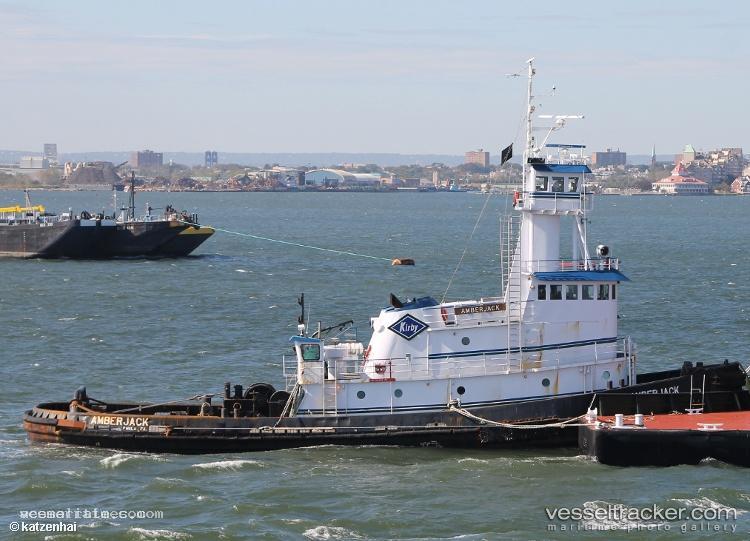 Thomas-Dann - Pusher Tug vessel registered in United States of America