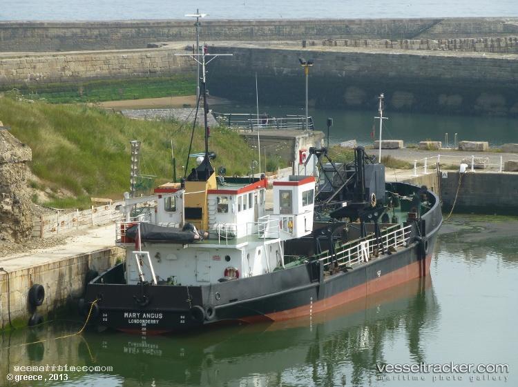 Mary-Angus - Hopper Dredger vessel registered in United Kingdom