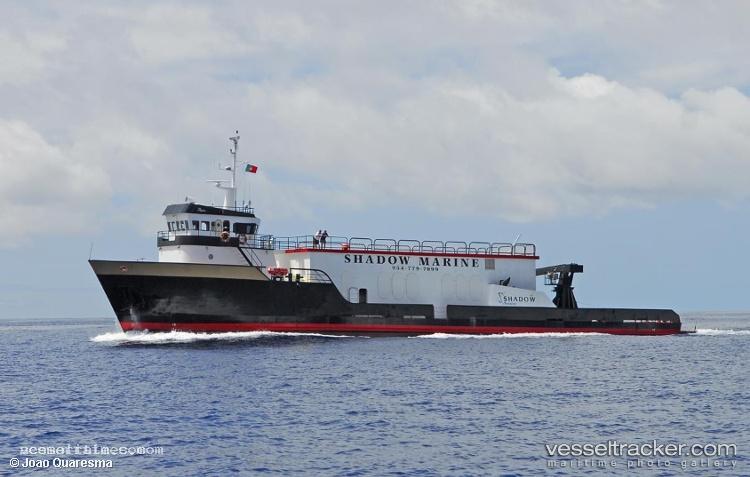 Hennessy-Samurai - Service Ship vessel registered in Marshall Islands