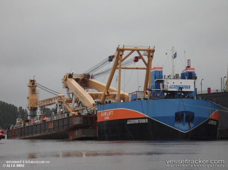 Hebo-lift-10 - Crane Ship vessel registered in Netherlands