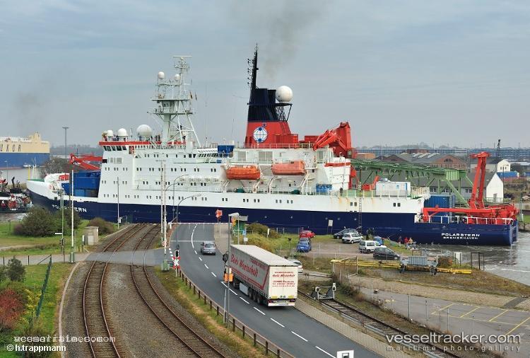 Polarstern - Icebreaker vessel registered in Germany