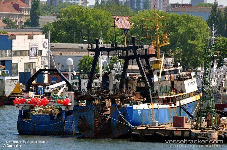 Volk-Arktiki - Fish Factory Ship vessel registered in Russia