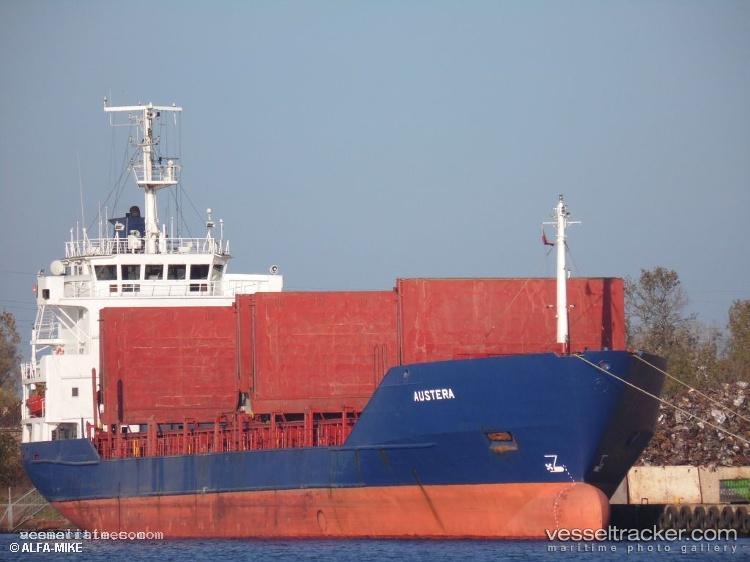 Noble-1 - Deck Cargo Ship vessel registered in Comoros