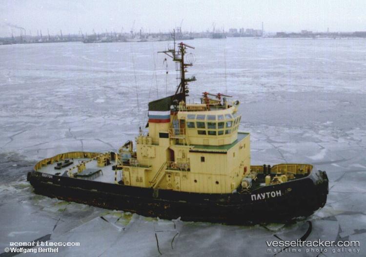 Baikal - Tug vessel registered in Russia