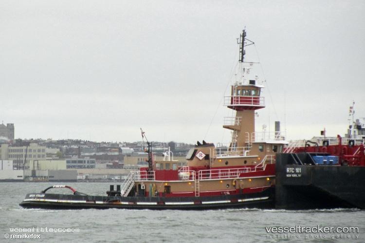 Morgan-Reinauer - Pusher Tug vessel registered in United States of America