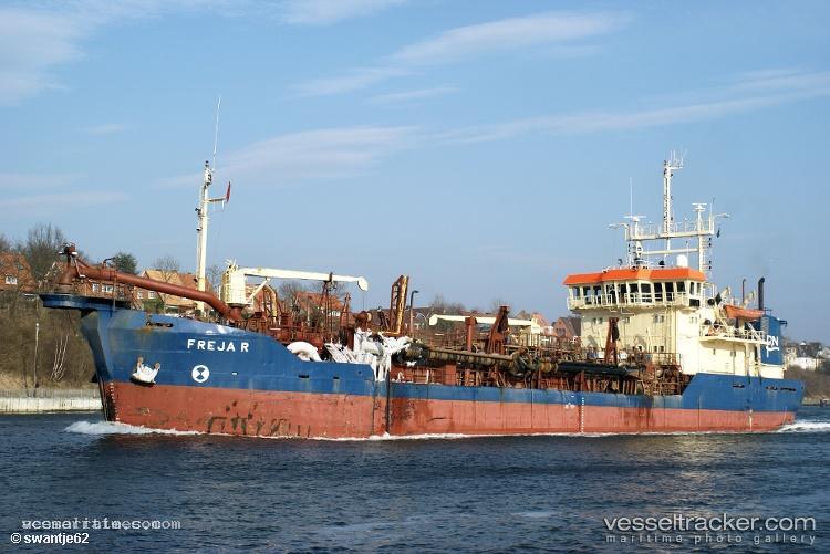 Freja-R - Hopper Dredger vessel registered in Denmark