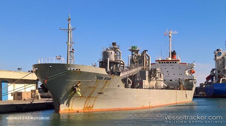 Oya-Star - Cement Carrier vessel registered in Comoros