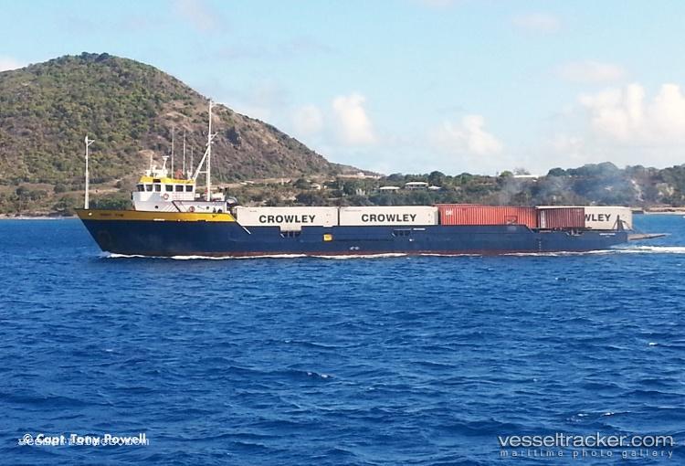 Midnight-Stone - Offshore Tug Supply Ship vessel registered in Dominican Republic