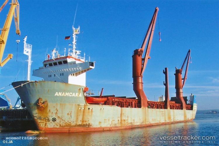 Firefly - Ro Ro Cargo Ship
