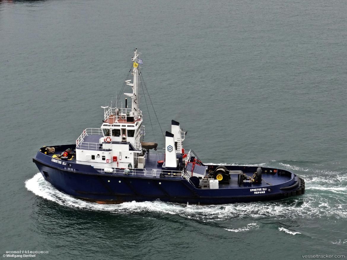 Christos-Xli - Tug vessel registered in Greece