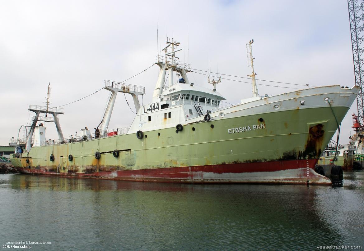 Etosha-Pan - Fishing Vessel