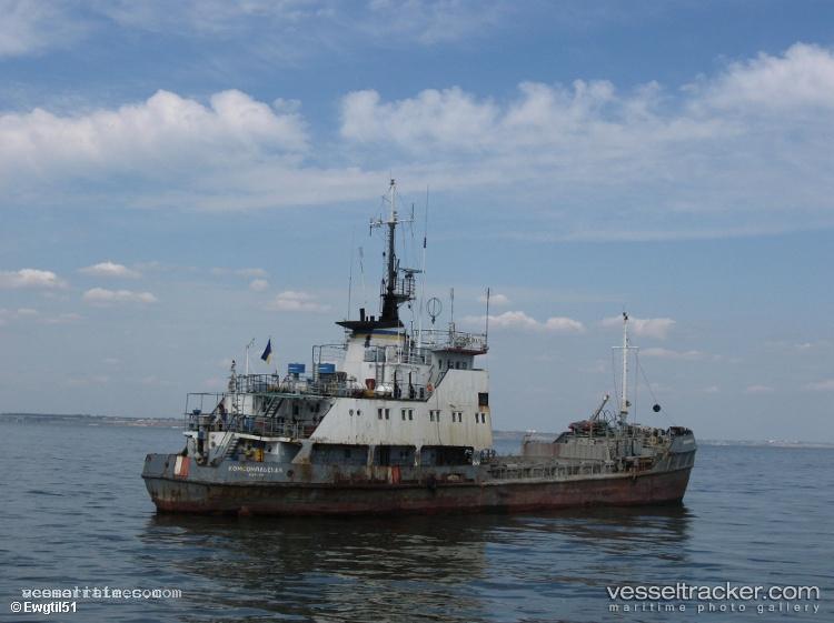 Komsomolskaya - Service Ship vessel registered in Ukraine