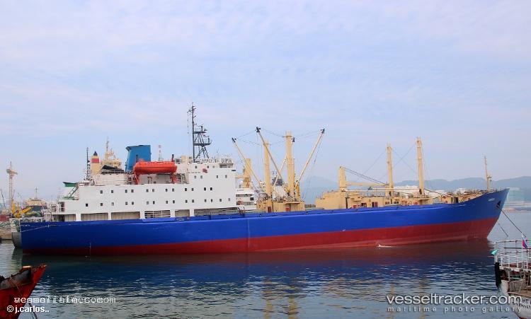 Tambov - Refrigerated Cargo Ship vessel registered in Russia