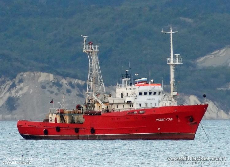 Navigator - Fire Fighting Vessel vessel registered in Russia