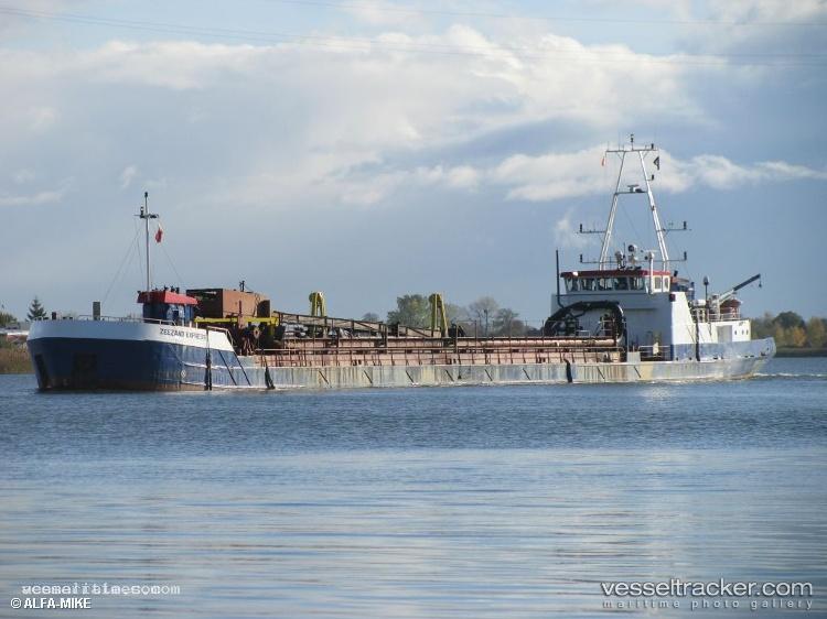 Willem-Sr - Hopper Dredger vessel registered in Netherlands