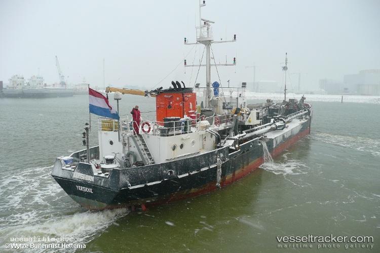 Eemshorn - Hopper Dredger vessel registered in Netherlands