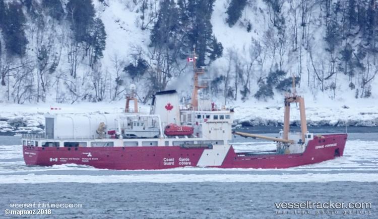 Kopit-Hopson-1752 - Buoy Lighthouse Vessel vessel registered in Canada